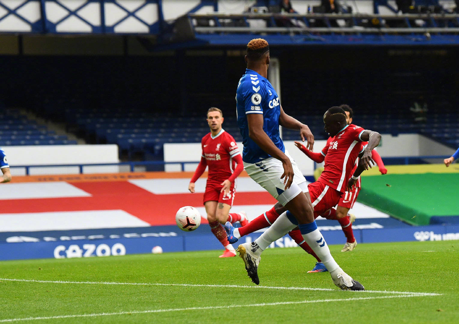 在这场焦点 在这场焦点